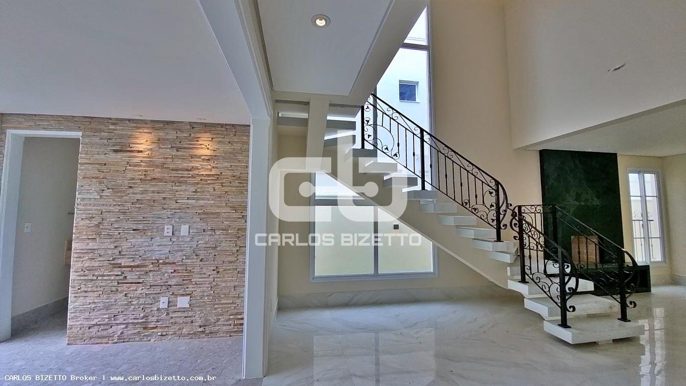 Casa de Condomínio à venda com 3 quartos, 420m² - Foto 11