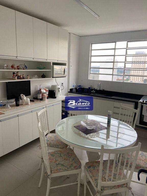 Apartamento à venda com 3 quartos, 94m² - Foto 23