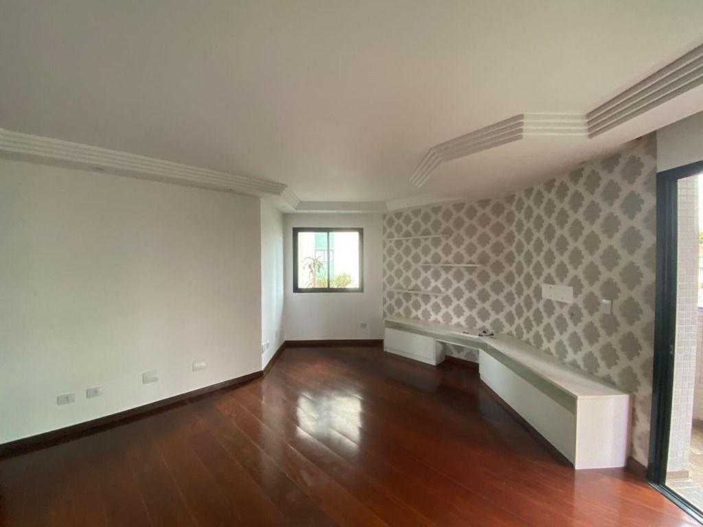 Apartamento à venda com 3 quartos, 157m² - Foto 12