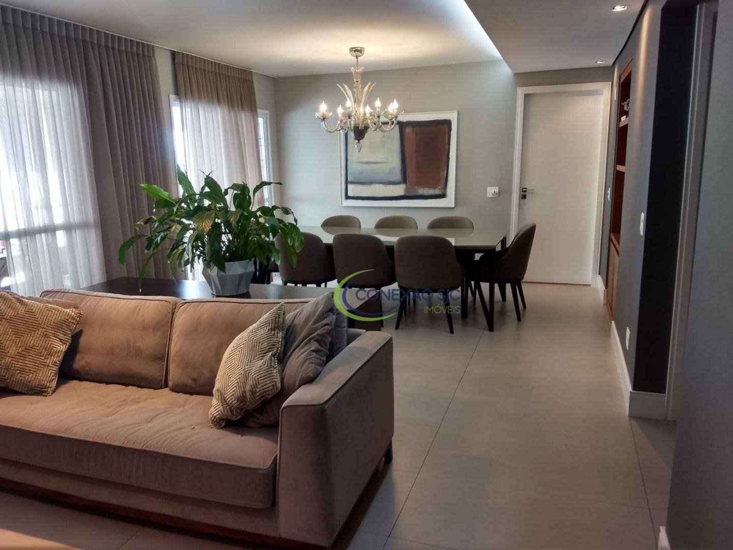 Apartamento à venda com 3 quartos, 167m² - Foto 1