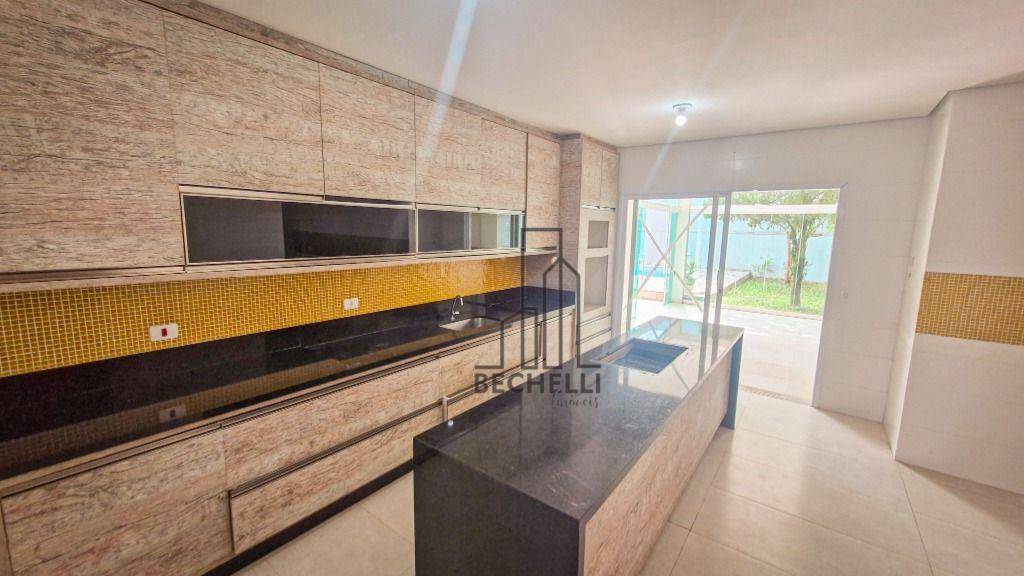 Casa, 8 quartos, 453 m² - Foto 4