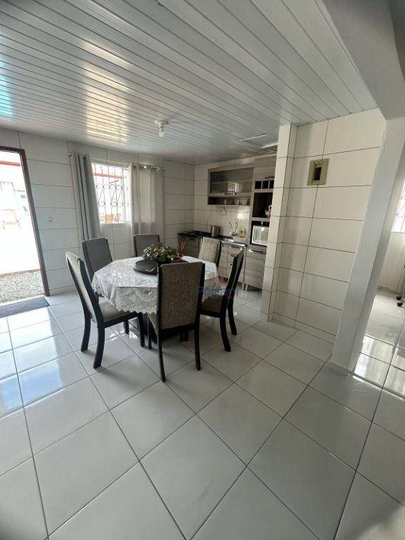 Casa à venda com 2 quartos, 182m² - Foto 14