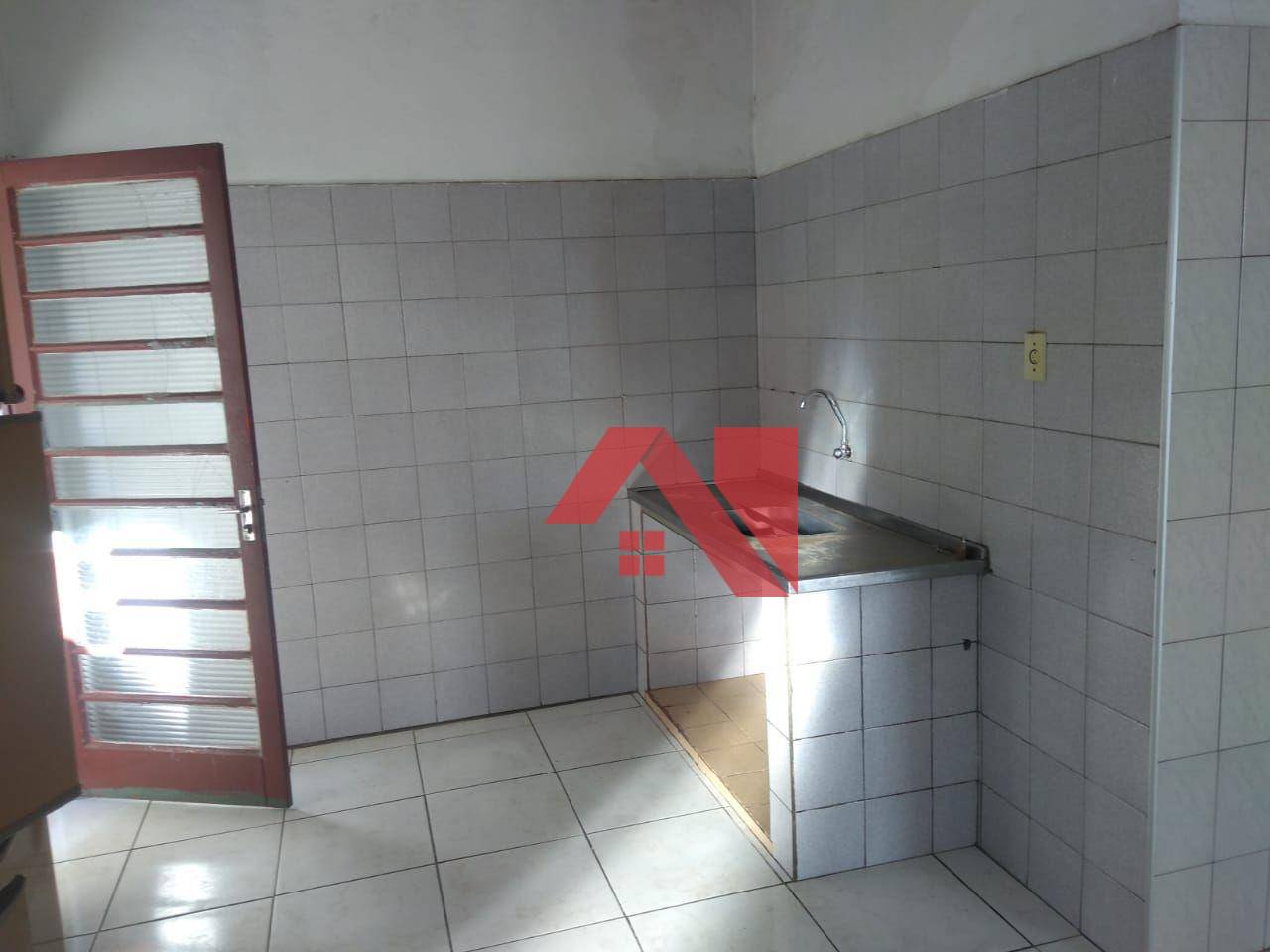 Casa à venda com 4 quartos, 150m² - Foto 10