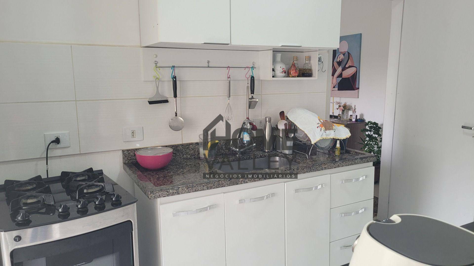 Apartamento à venda com 3 quartos, 80m² - Foto 18