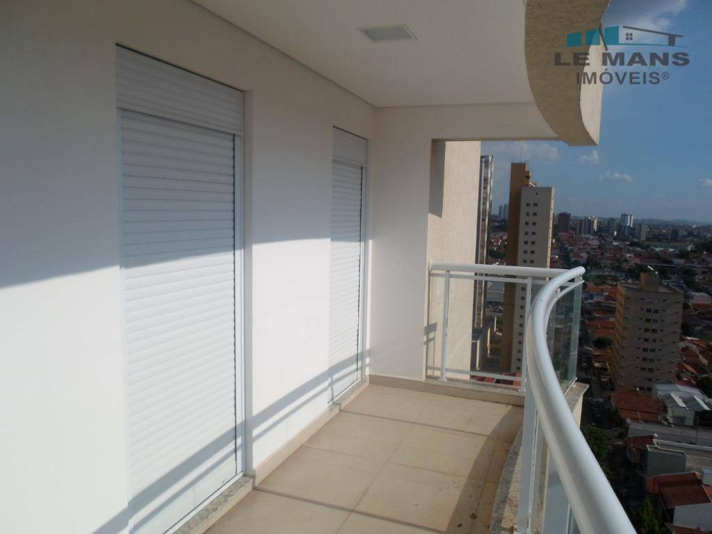 Apartamento à venda com 3 quartos, 118m² - Foto 19