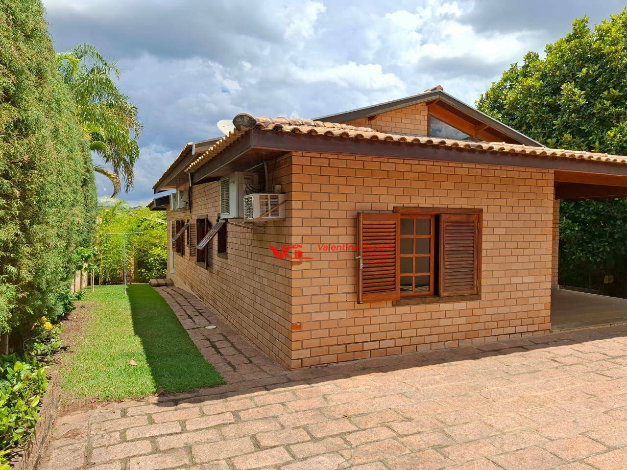 Chácara à venda com 5 quartos, 254m² - Foto 6