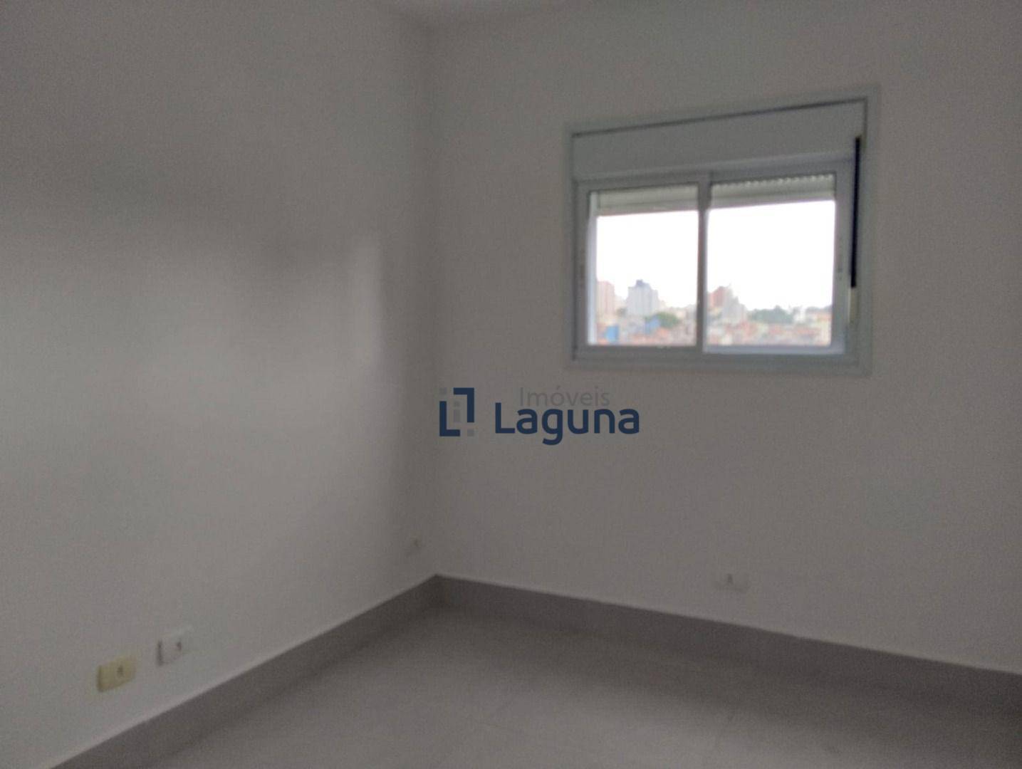 Apartamento para alugar com 2 quartos, 69m² - Foto 13