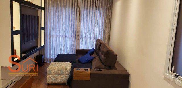 Apartamento à venda com 2 quartos, 70m² - Foto 2