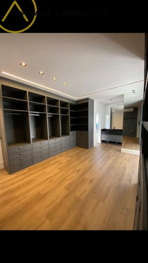 Casa de Condomínio à venda com 5 quartos, 563m² - Foto 11