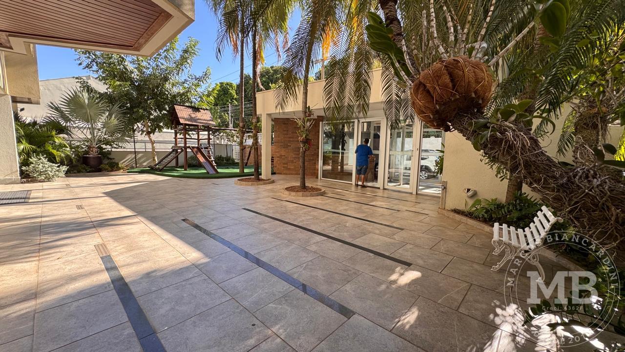 Apartamento à venda com 3 quartos, 190m² - Foto 8