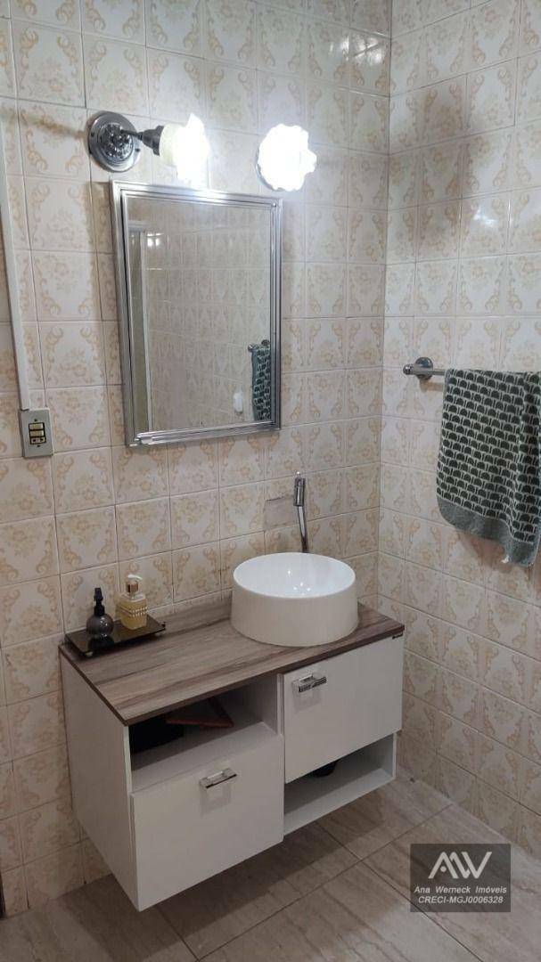 Casa à venda com 5 quartos, 170m² - Foto 11