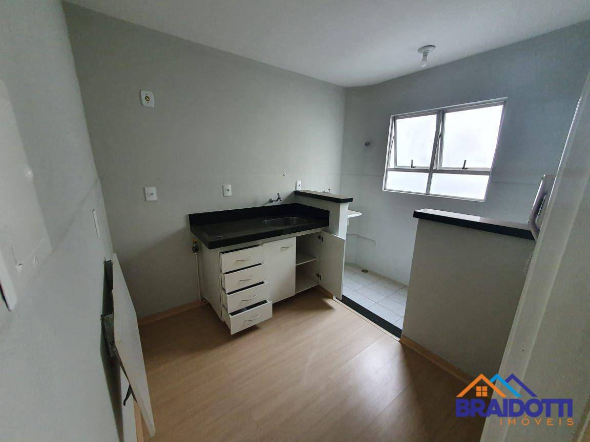 Apartamento à venda com 2 quartos, 42m² - Foto 5