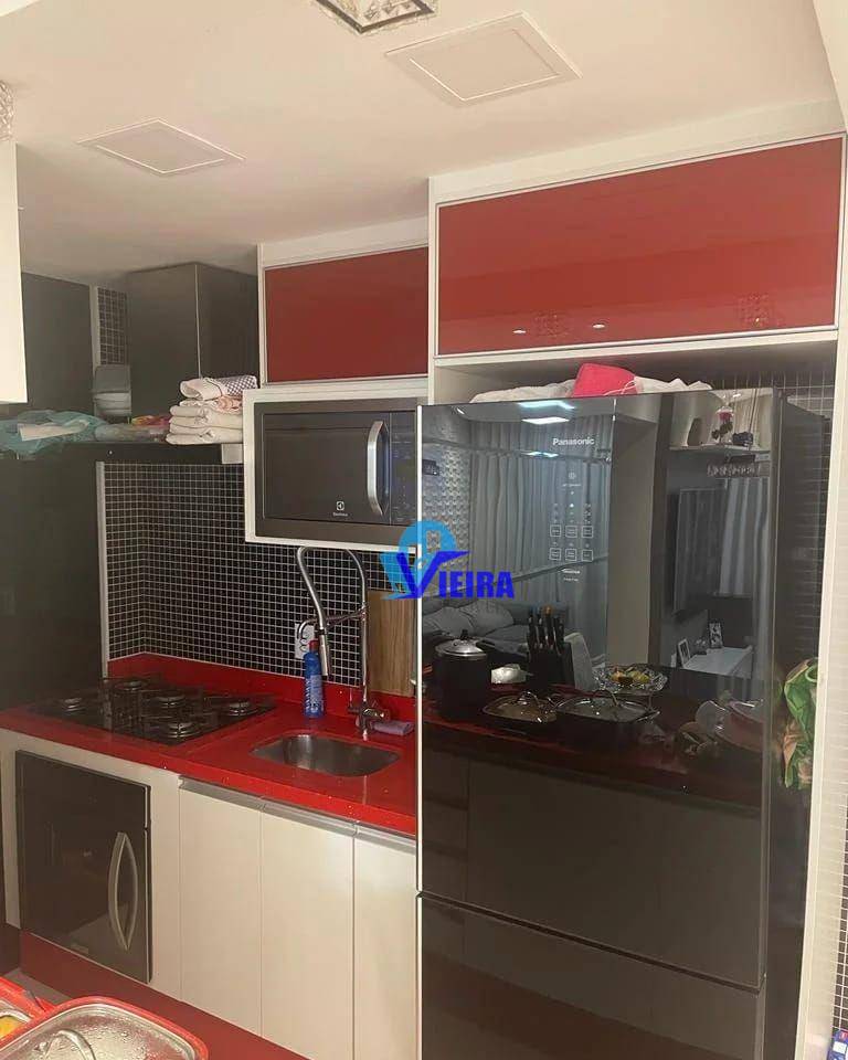 Apartamento à venda com 3 quartos, 70m² - Foto 4