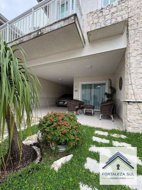 Casa de Condomínio à venda com 5 quartos, 307m² - Foto 34