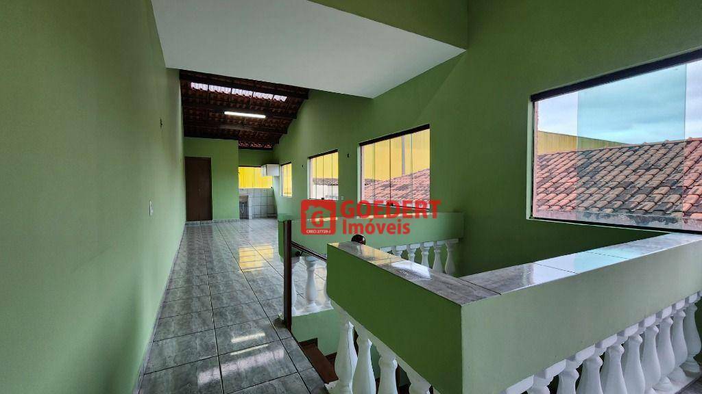 Sobrado à venda com 3 quartos, 220m² - Foto 32