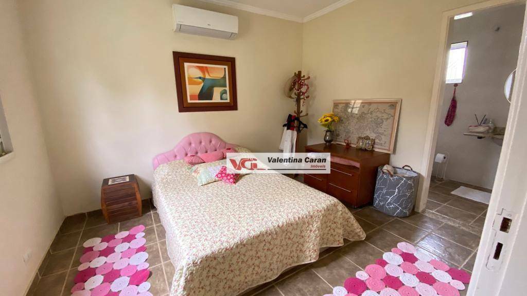 Chácara à venda com 2 quartos, 250m² - Foto 8