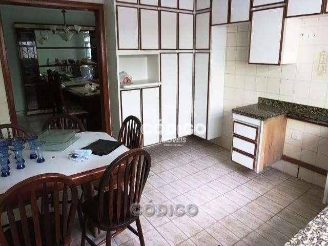 Casa à venda com 3 quartos, 300m² - Foto 5