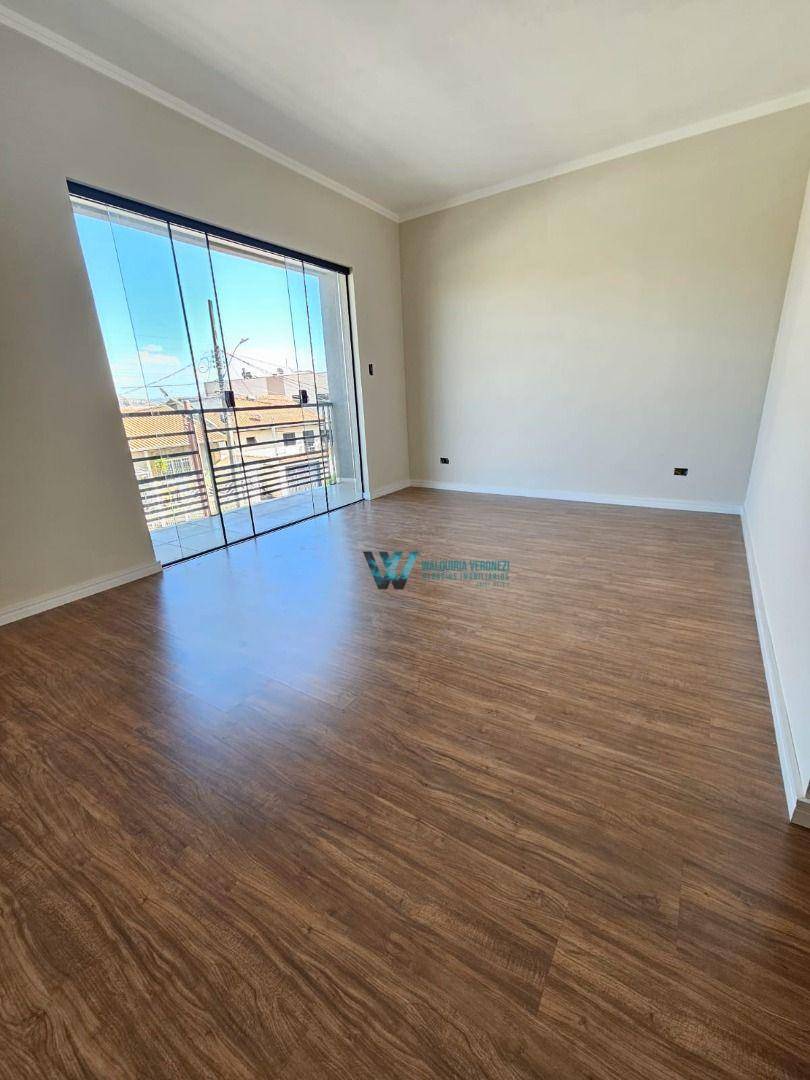 Casa à venda com 3 quartos, 160m² - Foto 4