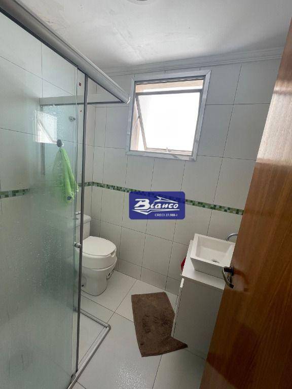 Apartamento à venda com 3 quartos, 150m² - Foto 9