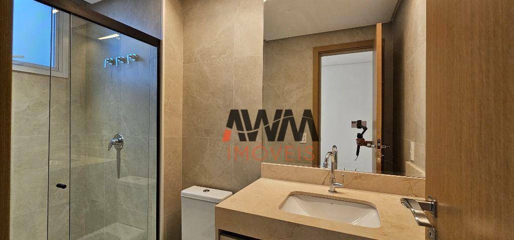 Apartamento à venda com 4 quartos, 227m² - Foto 13