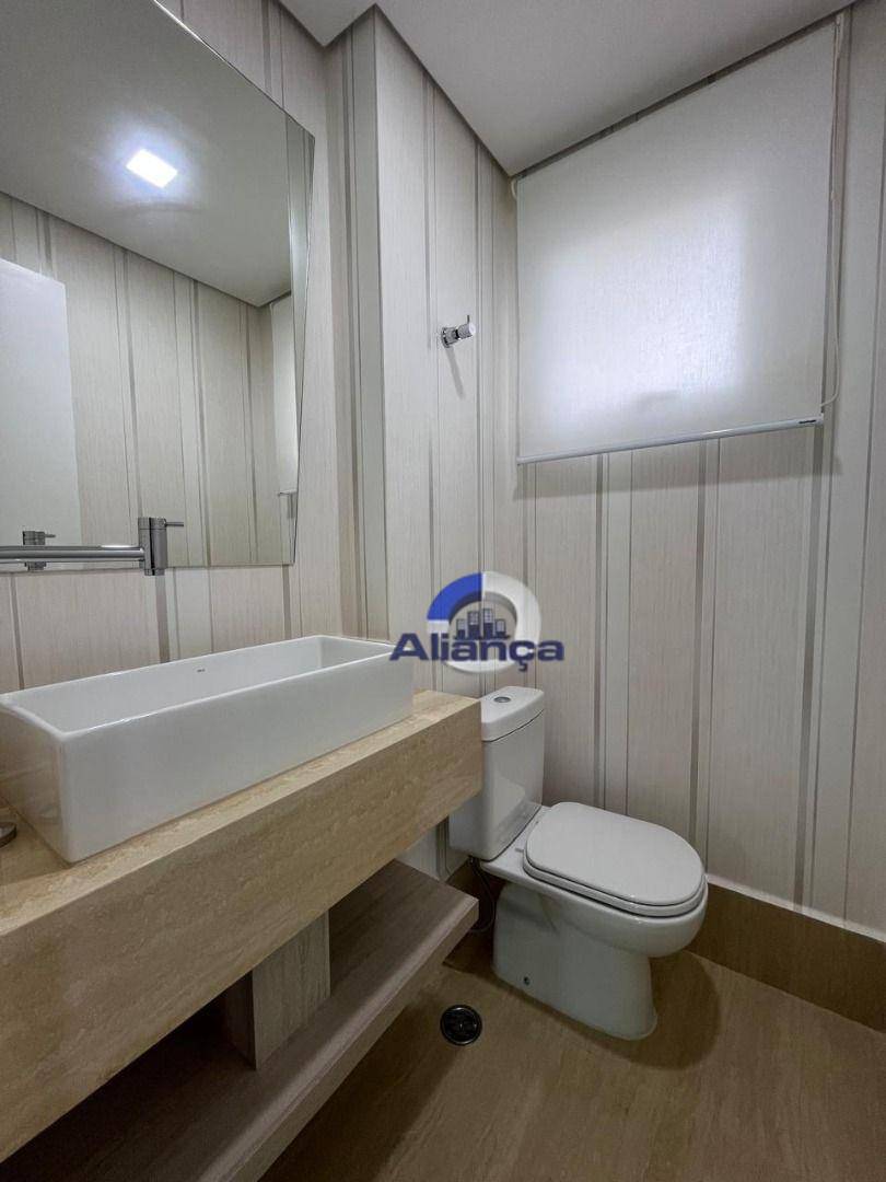 Apartamento à venda com 3 quartos, 220m² - Foto 19