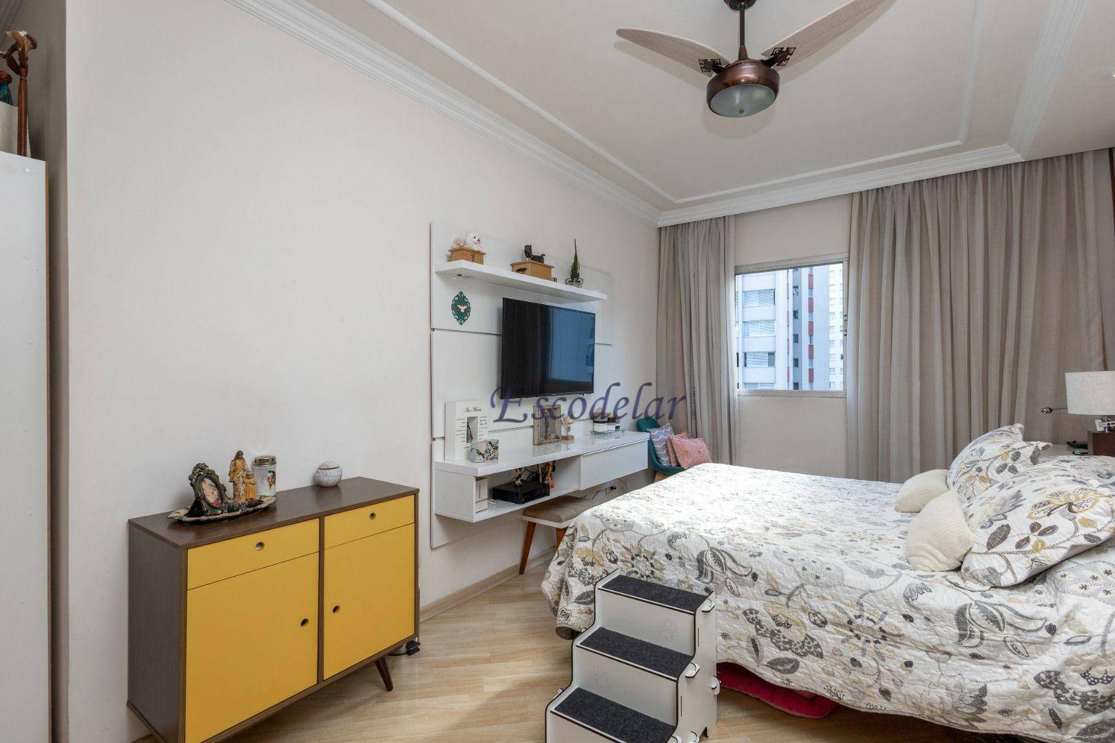 Apartamento à venda com 3 quartos, 208m² - Foto 25