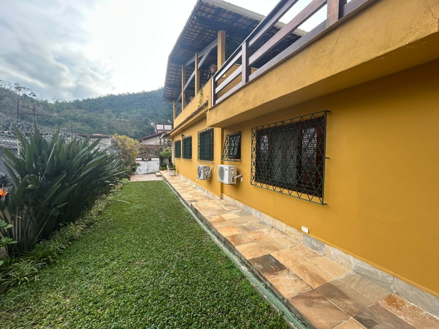 Casa à venda com 4 quartos, 240m² - Foto 8