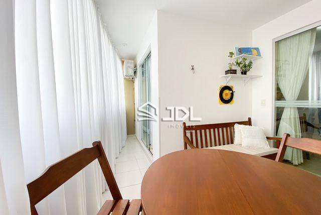 Apartamento à venda com 3 quartos, 98m² - Foto 3