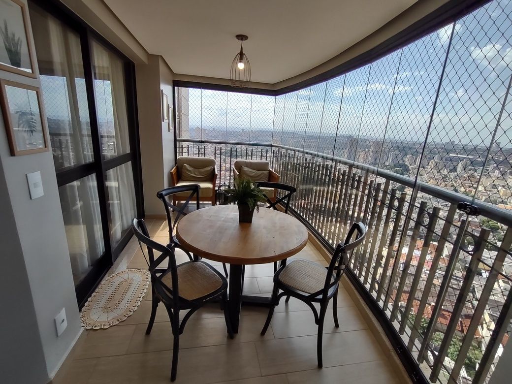 Apartamento à venda com 3 quartos, 176m² - Foto 1