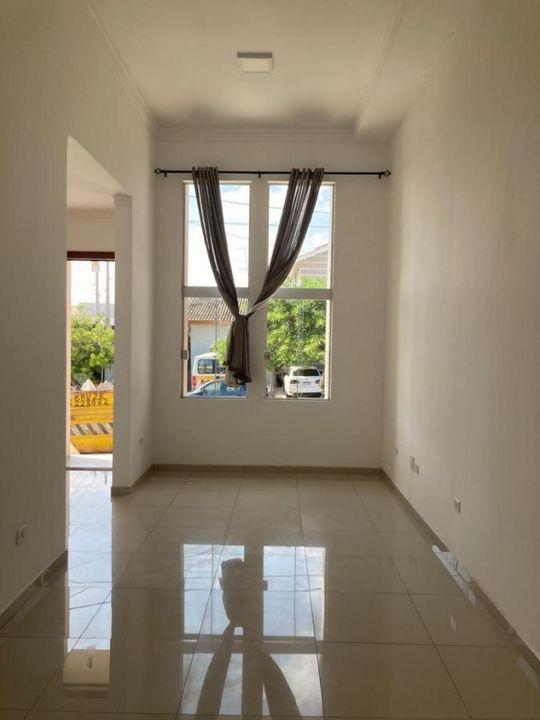 Casa de Condomínio à venda com 3 quartos, 90m² - Foto 2