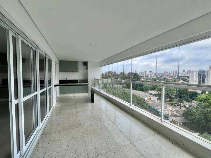 Apartamento para alugar com 3 quartos, 140m² - Foto 12