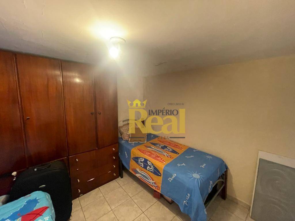 Casa à venda com 3 quartos, 150m² - Foto 2