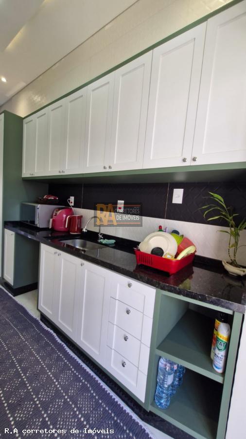 Casa à venda com 2 quartos, 1m² - Foto 17