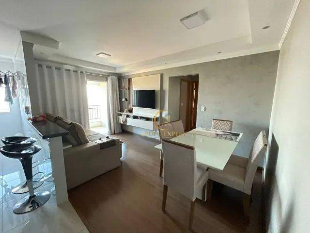 Apartamento à venda com 2 quartos, 65m² - Foto 2