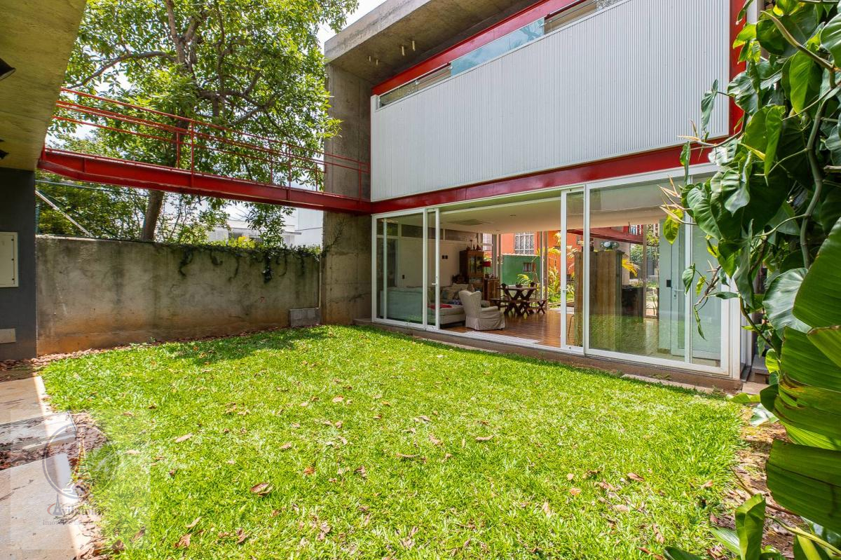 Casa à venda com 4 quartos, 500m² - Foto 8