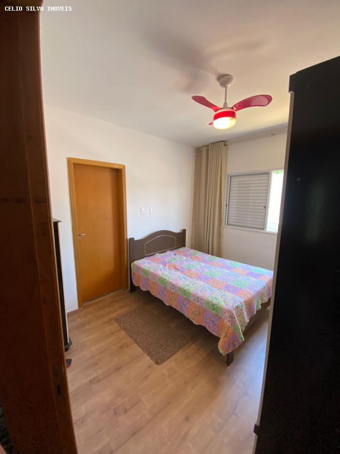 Casa à venda com 2 quartos, 25m² - Foto 13