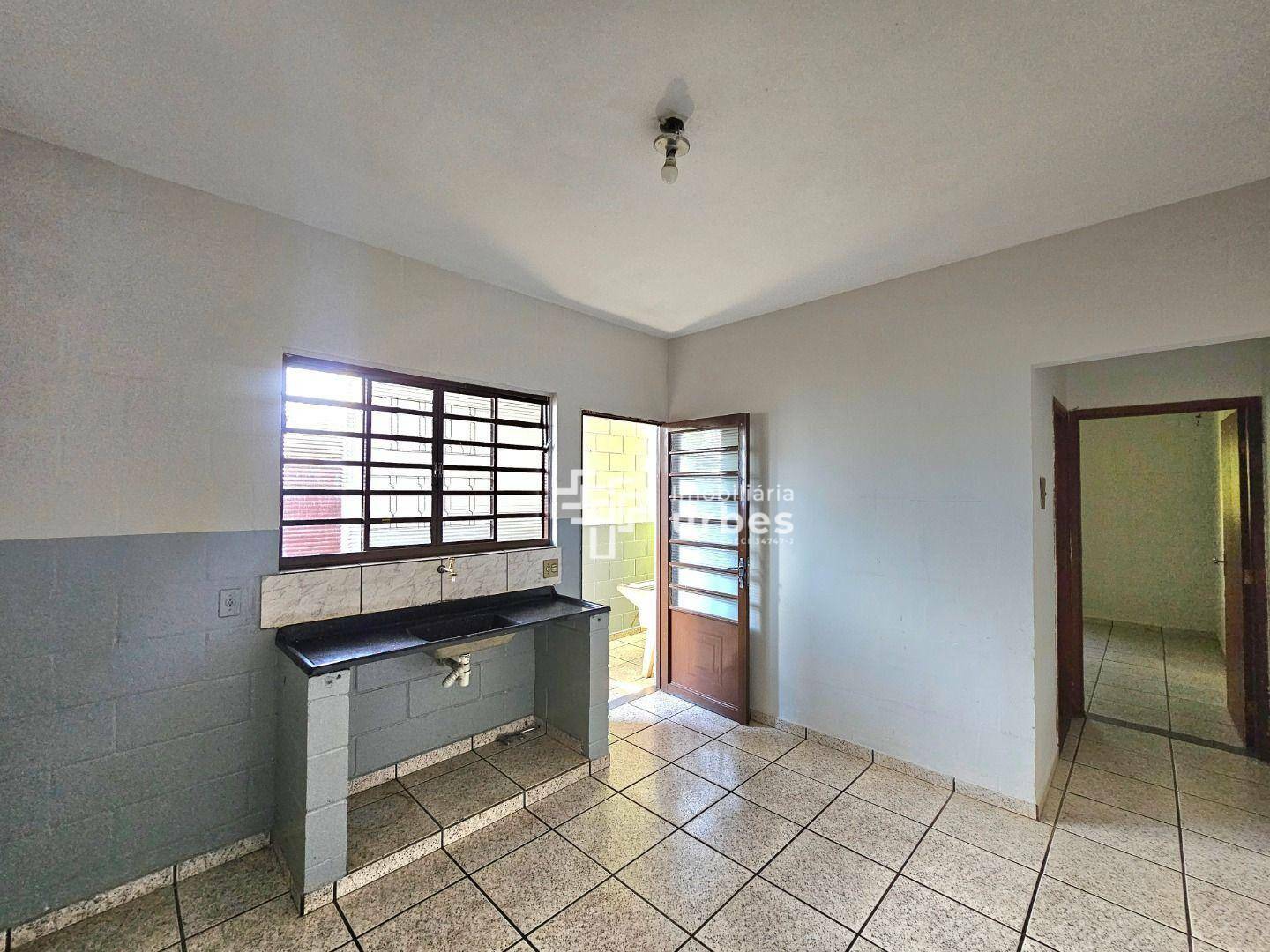 Casa para alugar com 1 quarto, 39m² - Foto 11