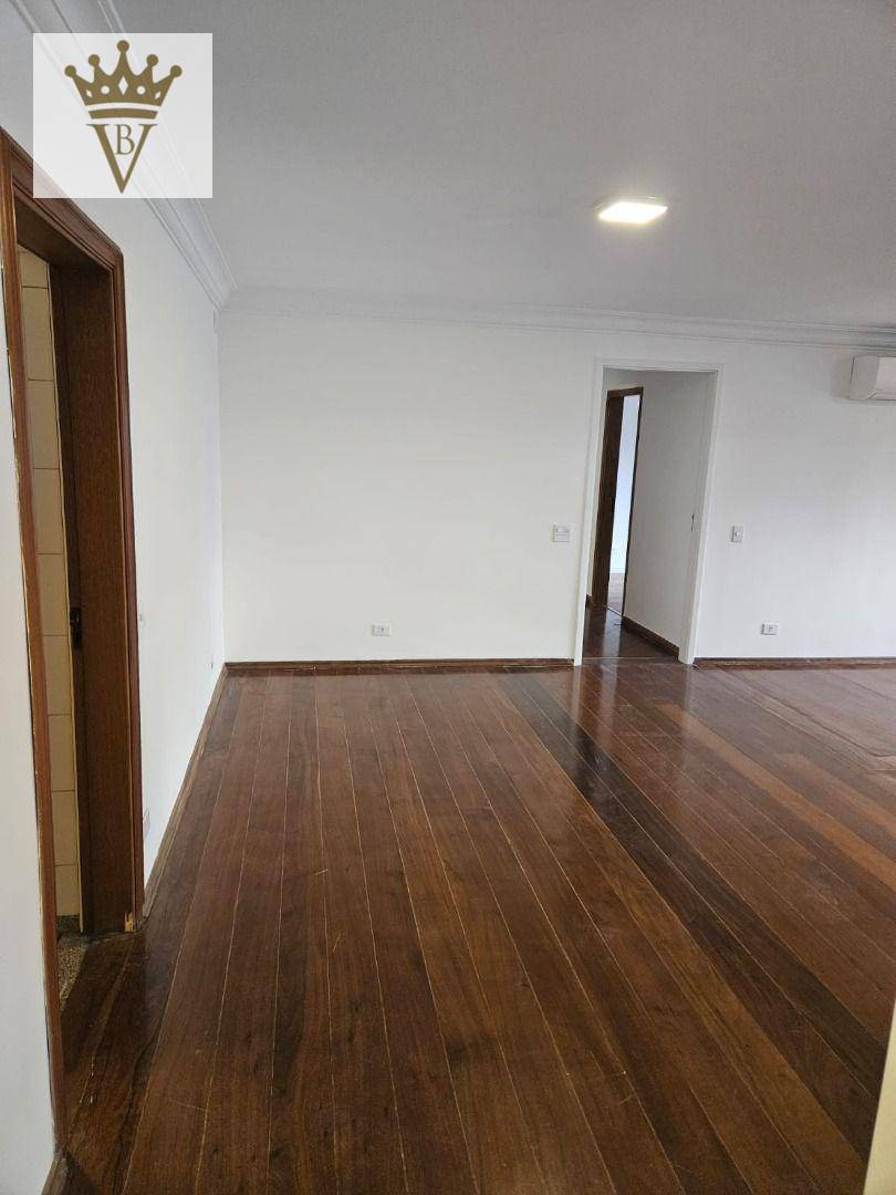 Apartamento para alugar com 3 quartos, 175m² - Foto 4