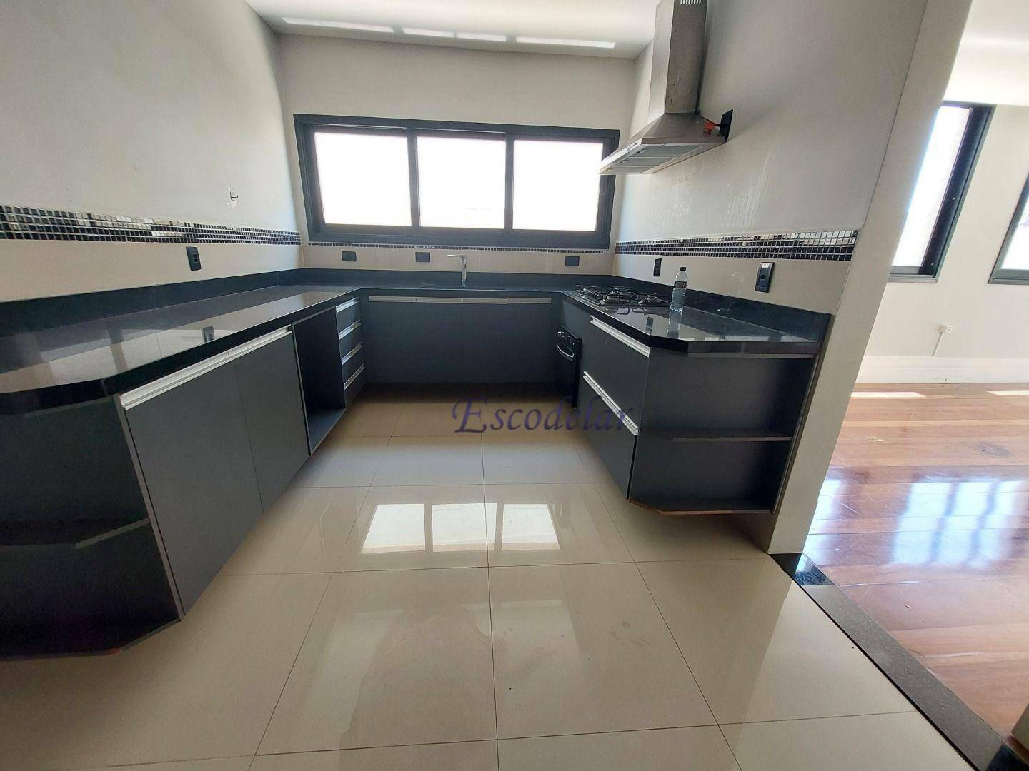 Casa de Condomínio à venda com 5 quartos, 390m² - Foto 15