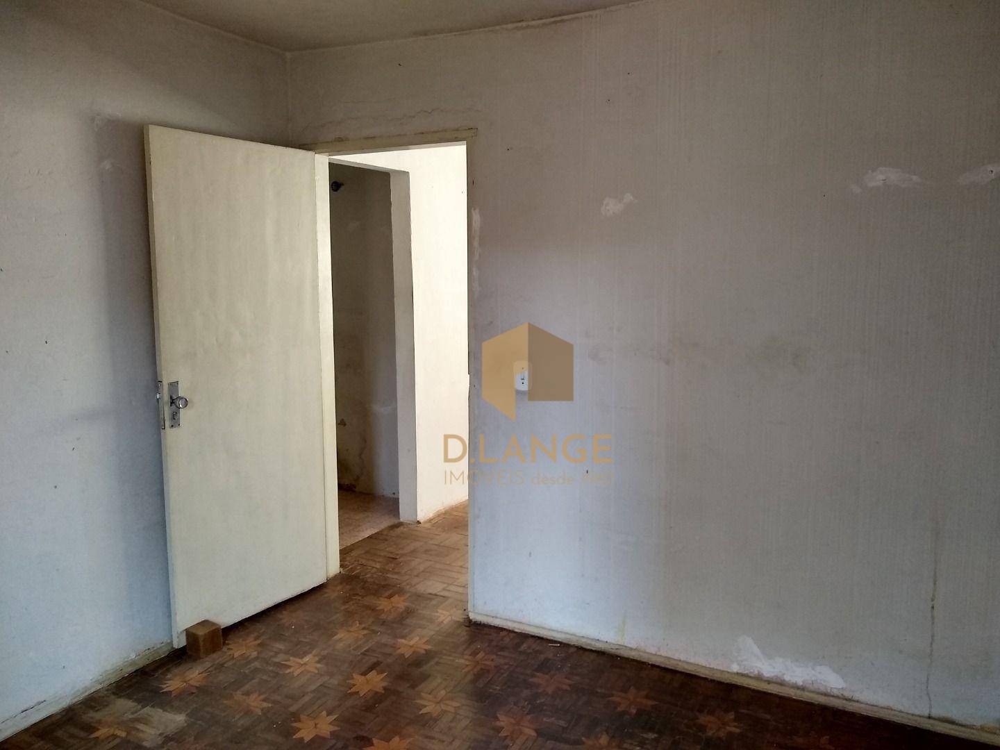 Casa à venda com 2 quartos, 70m² - Foto 6