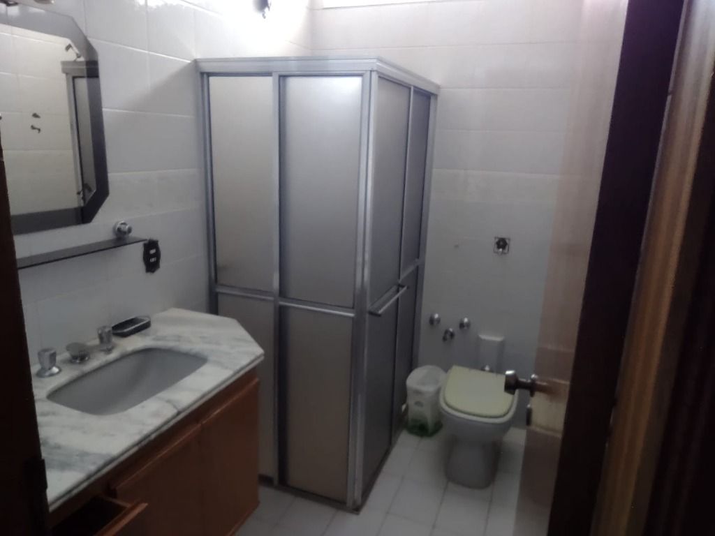 Apartamento à venda com 3 quartos, 162m² - Foto 9