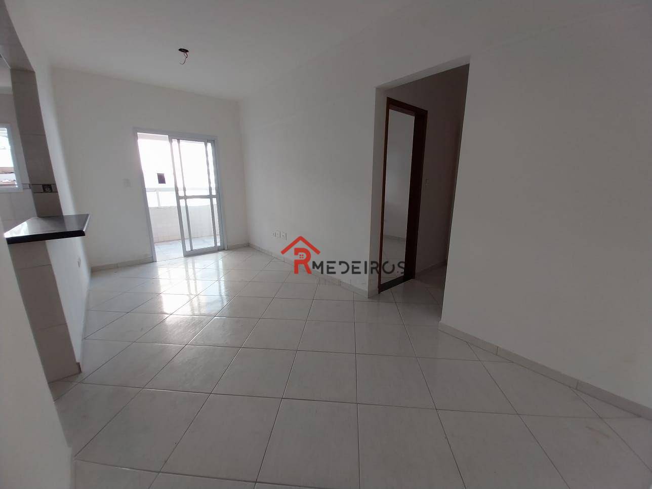 Apartamento à venda com 2 quartos, 64m² - Foto 2