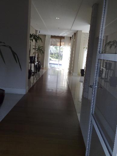 Apartamento à venda com 3 quartos, 206m² - Foto 4