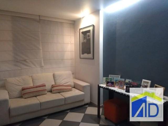 Apartamento à venda com 2 quartos, 60m² - Foto 17