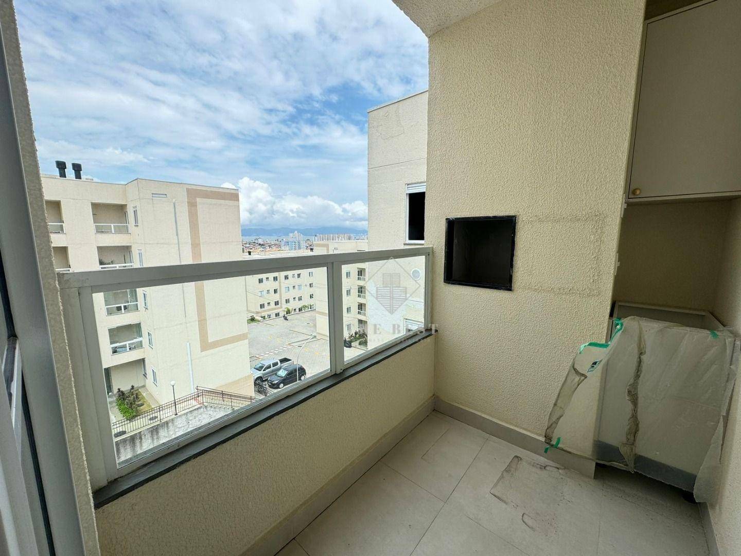 Apartamento à venda com 2 quartos, 45m² - Foto 4