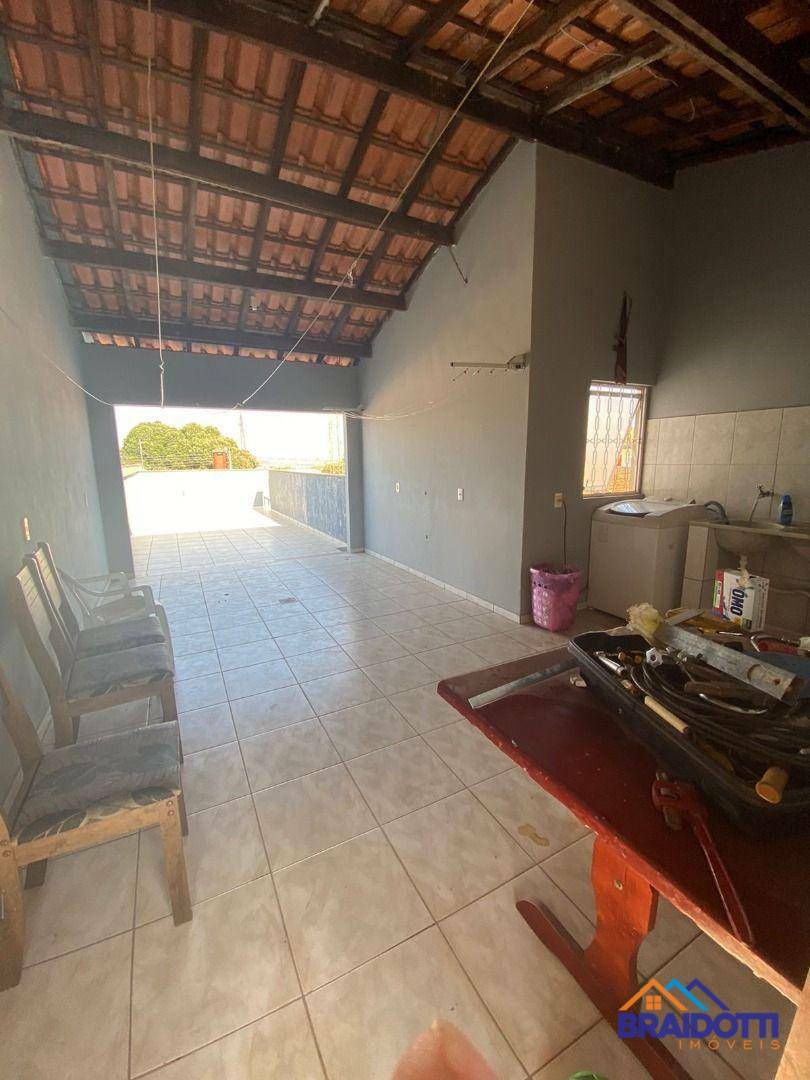 Casa à venda com 2 quartos, 100m² - Foto 7