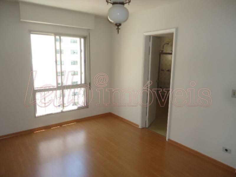 Apartamento para alugar com 2 quartos, 130m² - Foto 12