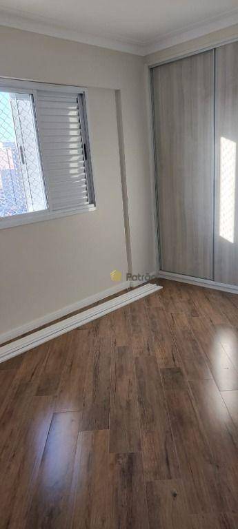 Apartamento à venda com 3 quartos, 83m² - Foto 35