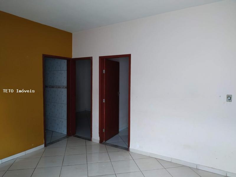 Casa à venda com 3 quartos, 125m² - Foto 3