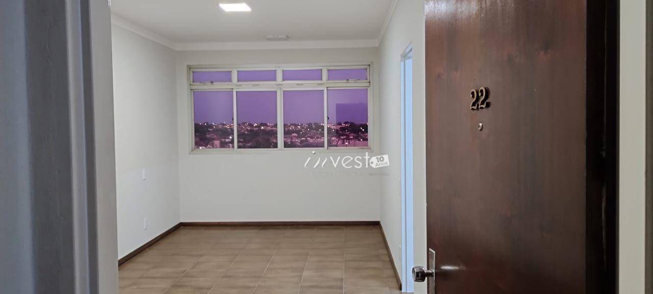 Apartamento à venda com 3 quartos, 171m² - Foto 2